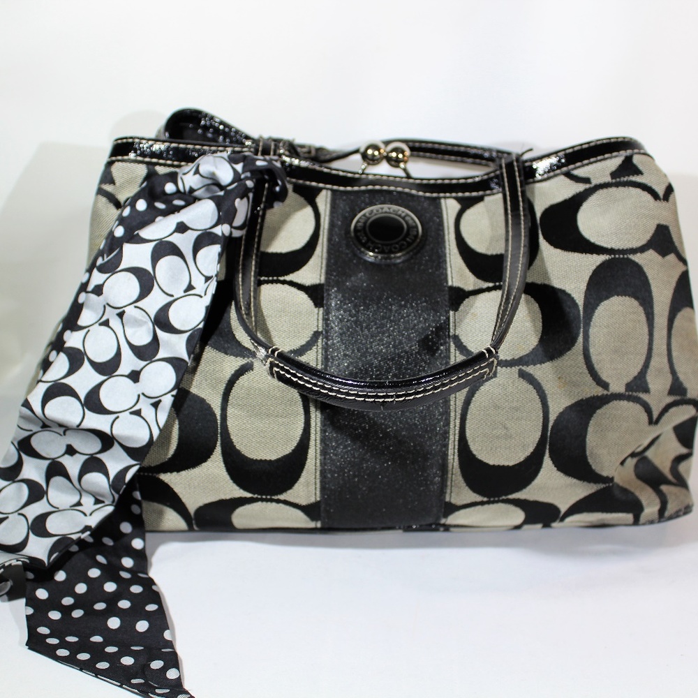 Authentic Coach kisslock bag